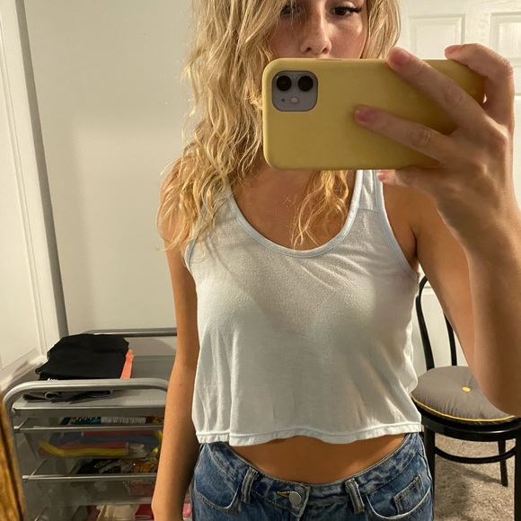 American Eagle Outfitters Tops - American eagle lightweight tank top